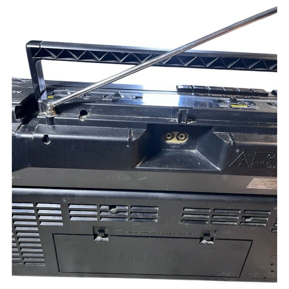 Vtg Magnavox D8300 AM FM Stereo Boombox Radio Dual Cassette Works Sounds Great! - Picture 8 of 16